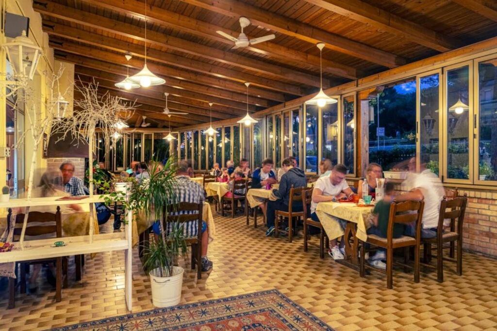 Village Camping Joker Cavallino-Treporti Buitenkant foto